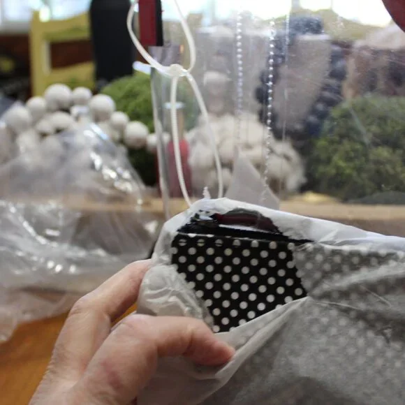 NWT Betsey Johnon Clear tote purse with polka dot pouch Retro /Pinup CUTE! Fun! - Picture 6 of 10